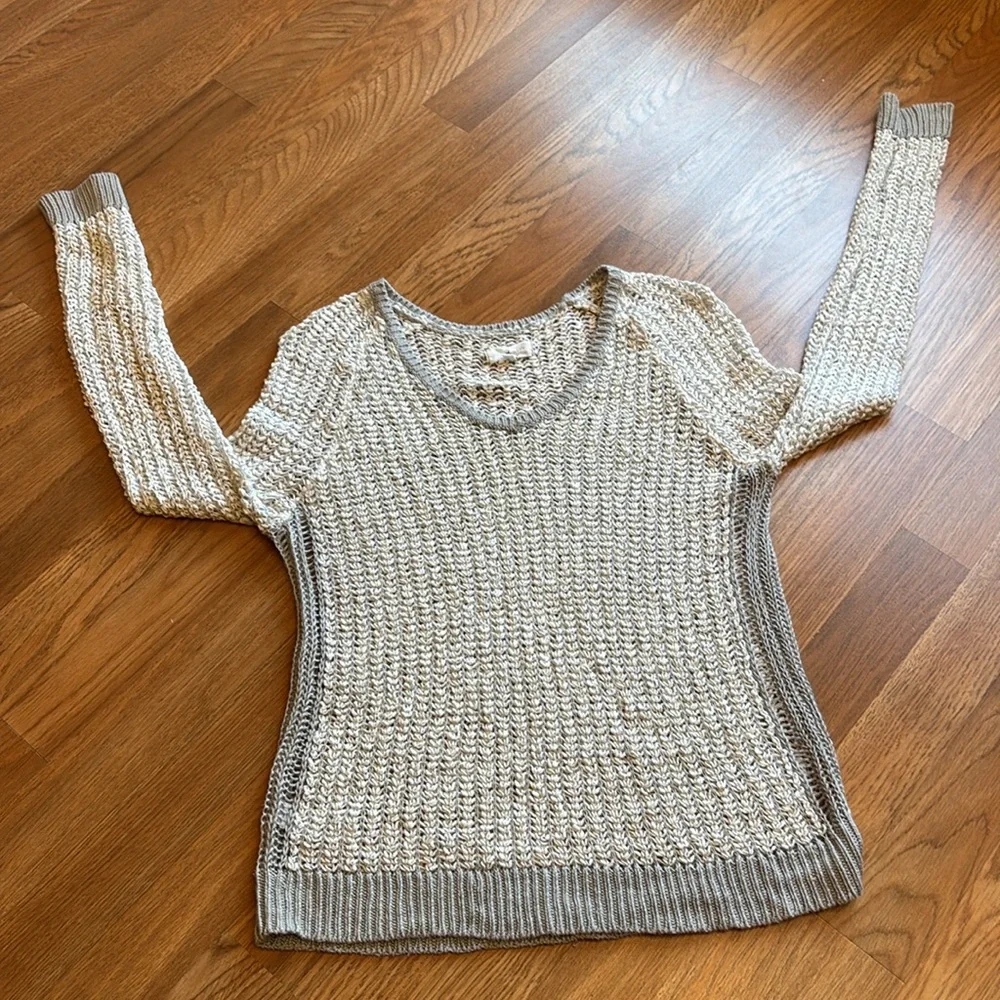Lou & Grey long sleeve crochet cream with gray trim sweater. Size S. - Picture 8 of 17